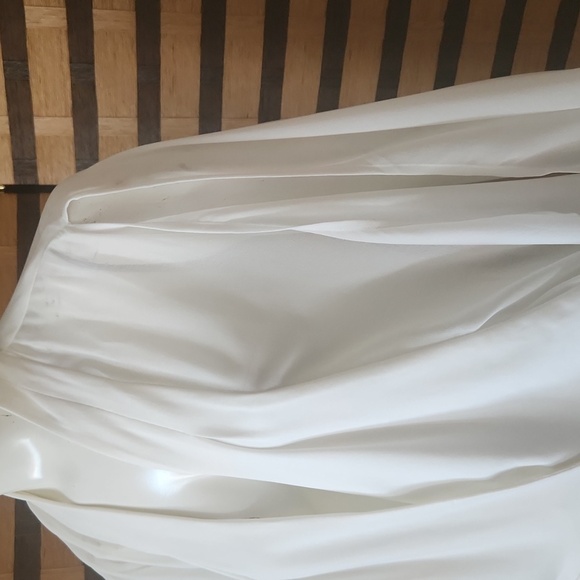 NWT! Bebe split chiffon sleeve spandex body - Picture 7 of 16